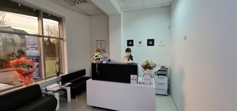 photo5253906976801404293