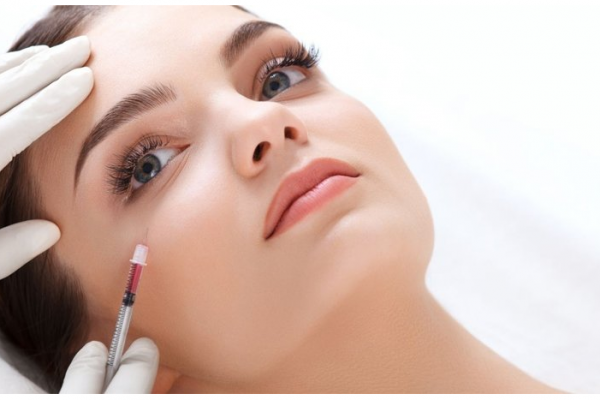 Biorevitalizatsija-gialeronovoy-kislotoy